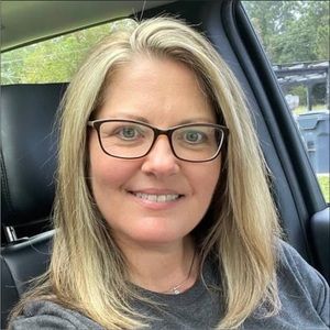 Meet your Posher, Donna